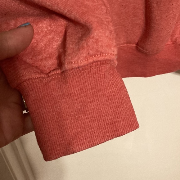 🟫🟫 Realtree Women’s Hooded Sweatshirt (size S) - Picture 4 of 7